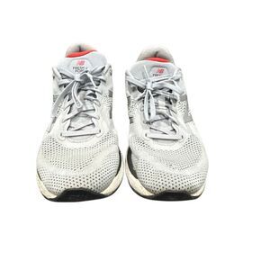 New Balance Fresh Foam 880 Light Grey Men's 10.5 Good Condition